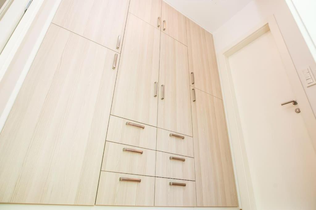 New! Carpe Diem 1,split-bacvice,free Wi-fi, Parking Apartment *